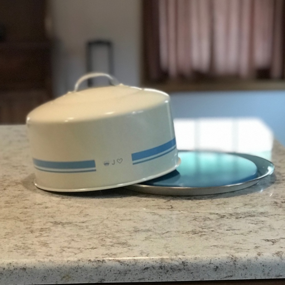 Jamie Oliver Covered Cake Plate